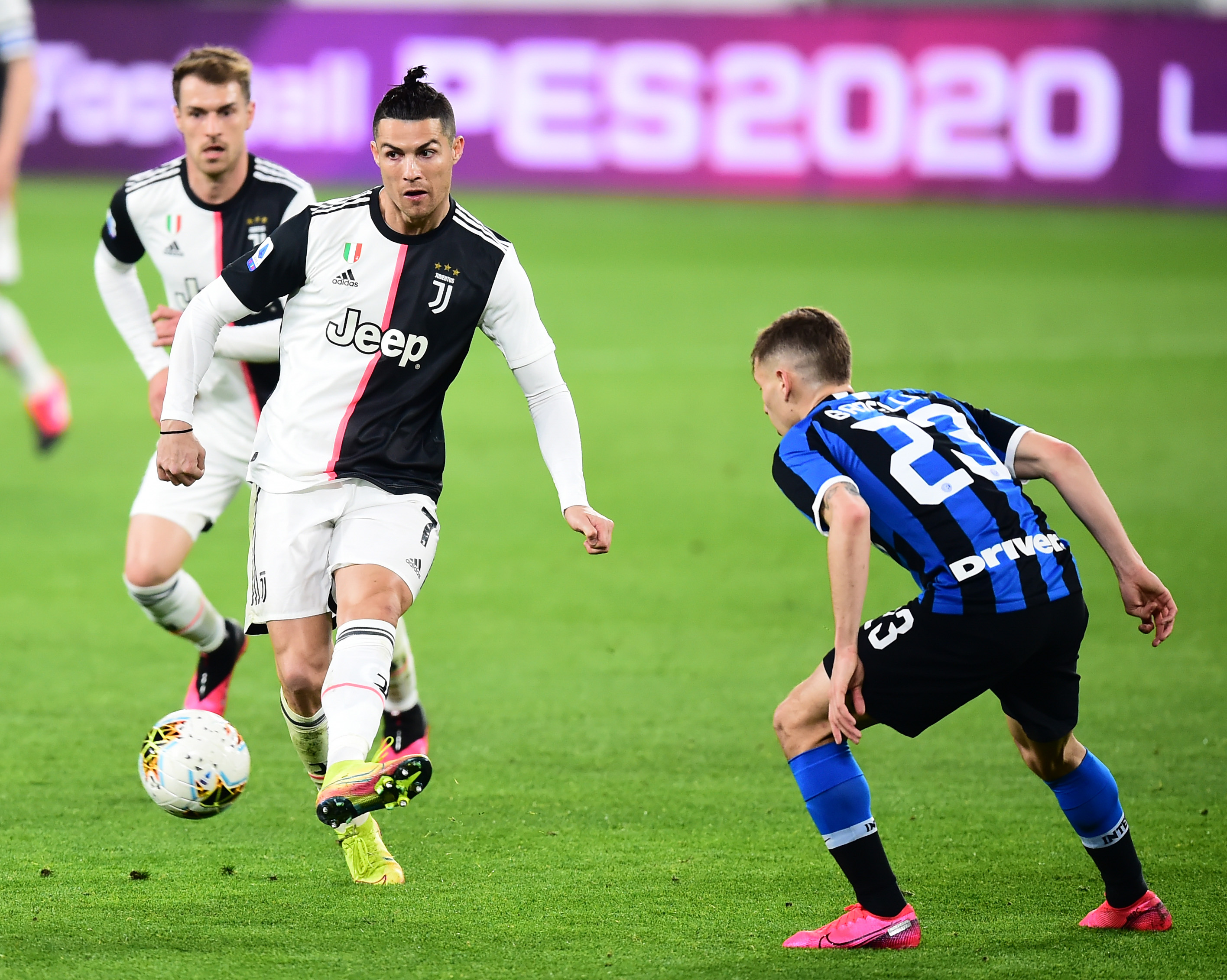 右侧翼卫高 右侧翼卫高